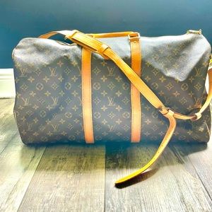 Authentic Louis Vuitton Keepall Bandouliere 55 Duffle